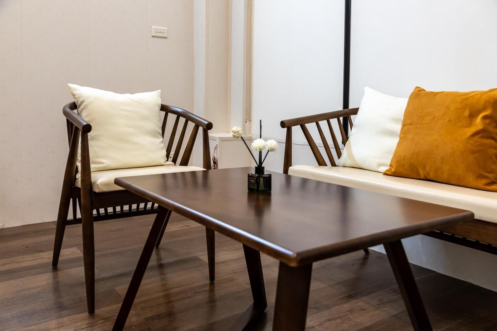 Indochine Design Apartment Hotel 5 - Hanoi Old Quarter — Photos 3